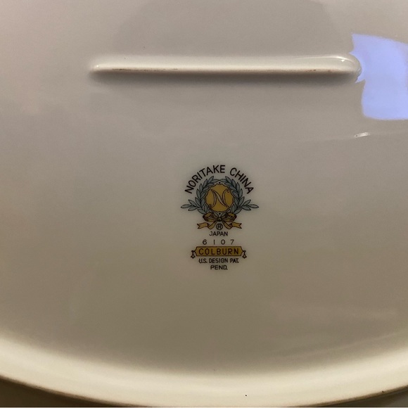 Colburn by Noritake 16” Oval Serving Platter - Picture 2 of 2